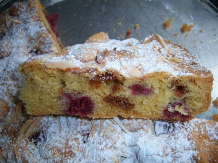 Zweischichtiger Käse Kirsch Kuchen Mit Amaretto — Rezepte Suchen