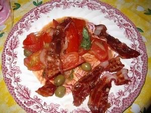 Foto Tomatenpfanne mit Speck und Oliven