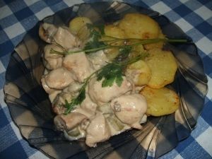 Foto Hähnchen-Pilz Ragout mit Bratkartoffeln