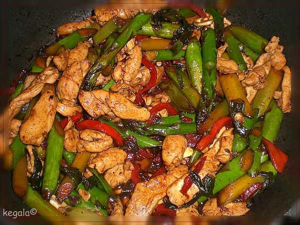 Foto Hähnchen-Gemüse-Pfanne