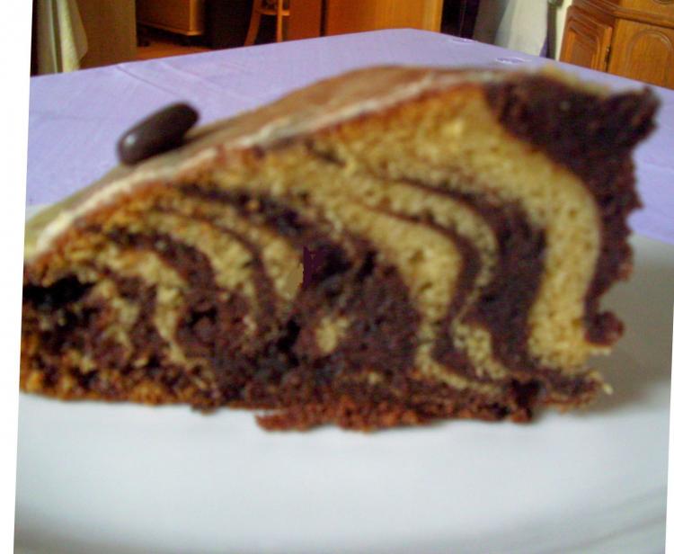Foto Marmorkuchen mit Eierlikör