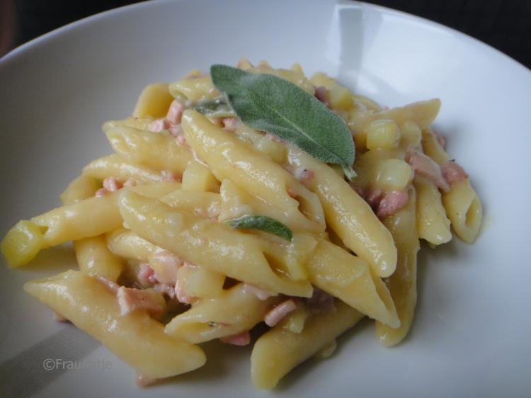 Foto Kartoffelnudeln mit Schinken nach Risotto-Art