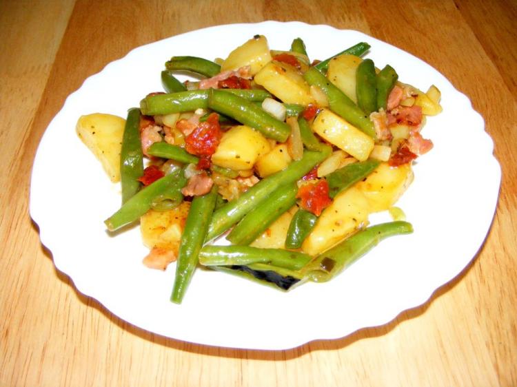 Warmer Kartoffelsalat mit grünen Bohnen und Speck | Ein Kochmeister Rezept