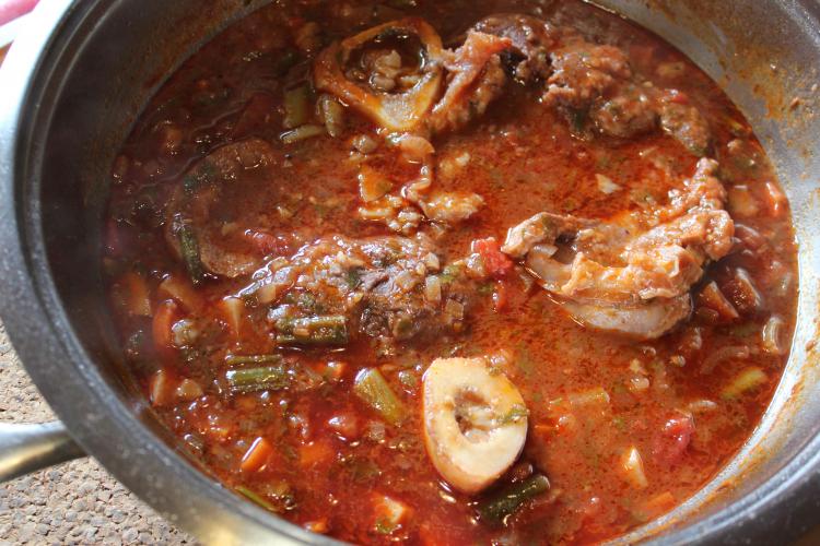 Foto Ossobuco, Geschmorte Kalbshaxe