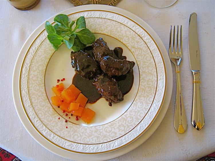 Schweinebäckchen, geschmort | Ein Kochmeister Rezept