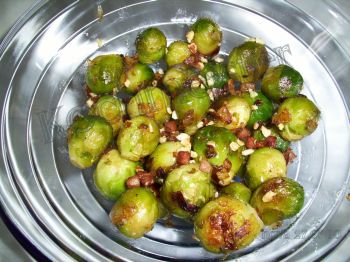 Rosenkohl auf einem Teller