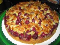 Foto für Eierlikörkuchen mit Kirsch-Mandelhaube
