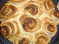 Foto für Blumiges Kräuterbutterbrot