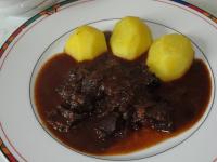 Foto für Rindergulasch mit Waldpilzen